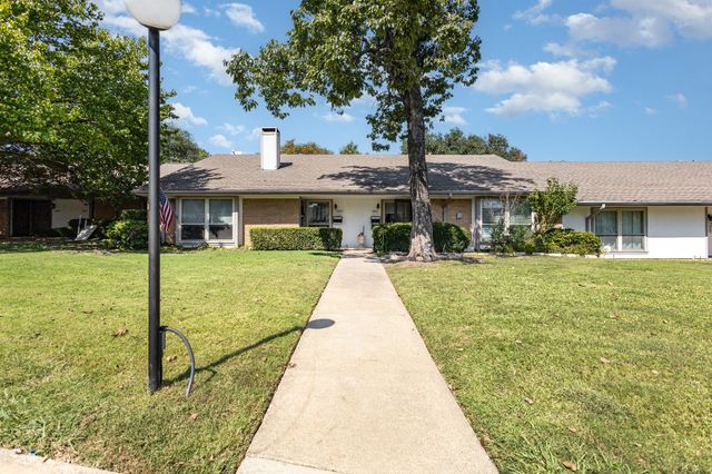 13611 Flagstone Lane, Dallas, TX 75240