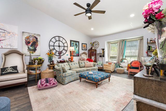 13611 Flagstone Lane, Dallas, TX 75240