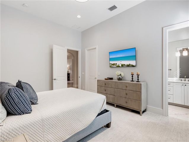 15801 Chatfield DR, Fort Myers, FL 33908