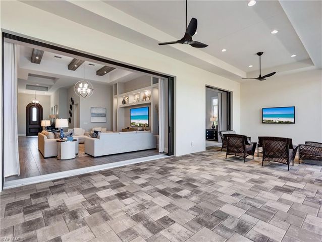 15801 Chatfield DR, Fort Myers, FL 33908