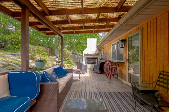 121 White Oak Lane, Little Rock, AR 72227