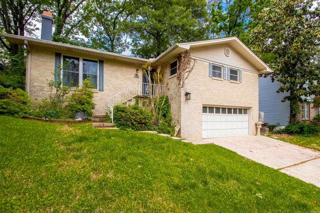 121 White Oak Lane, Little Rock, AR 72227