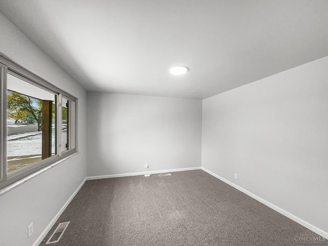 6 Twinbrook Drive, Hamilton, OH 45013