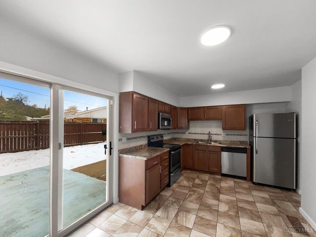 6 Twinbrook Drive, Hamilton, OH 45013