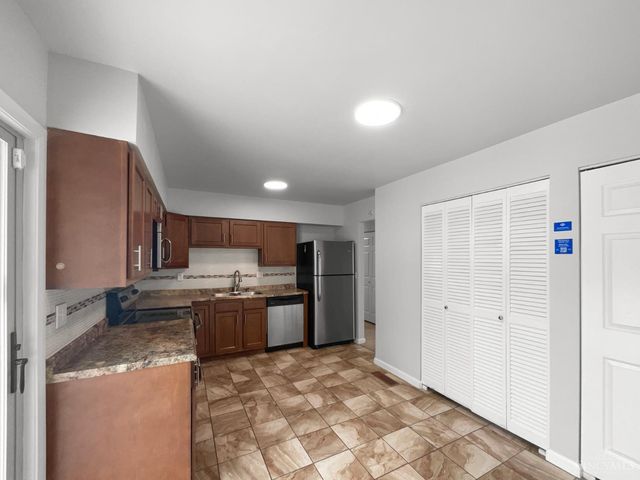 6 Twinbrook Drive, Hamilton, OH 45013