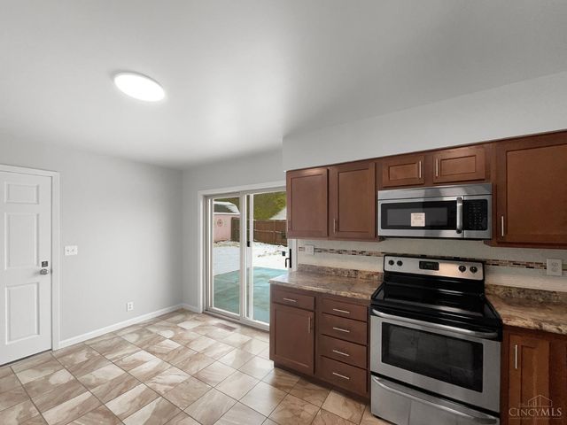 6 Twinbrook Drive, Hamilton, OH 45013