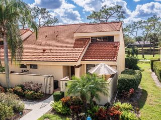 5332 HUNTINGWOOD COURT 26, Sarasota, FL 34235