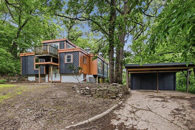 115 DEER Trail, Council Bluffs, IA 51503