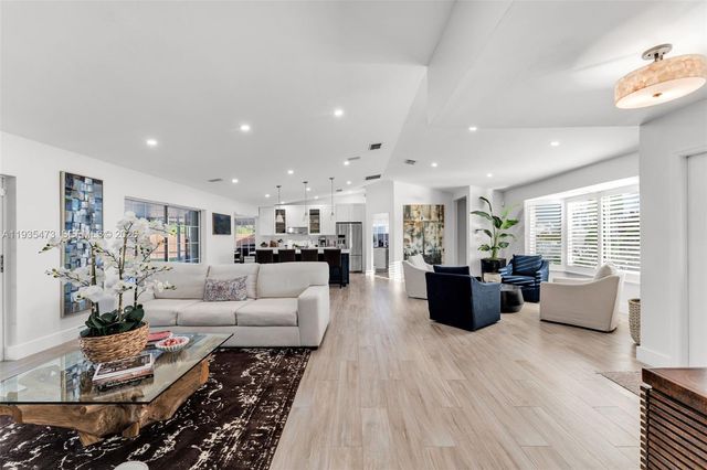 1651 NW 19th St, Homestead, FL 33030