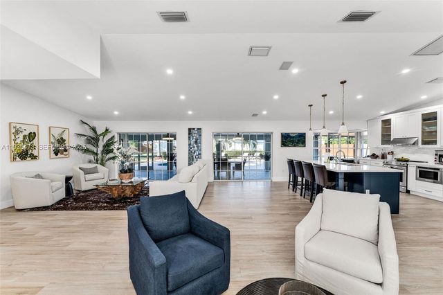 1651 NW 19th St, Homestead, FL 33030