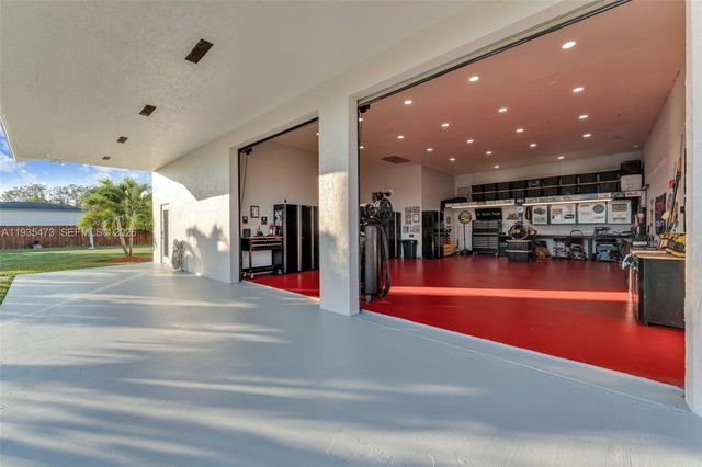 1651 NW 19th St, Homestead, FL 33030