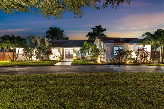 1651 NW 19th St, Homestead, FL 33030