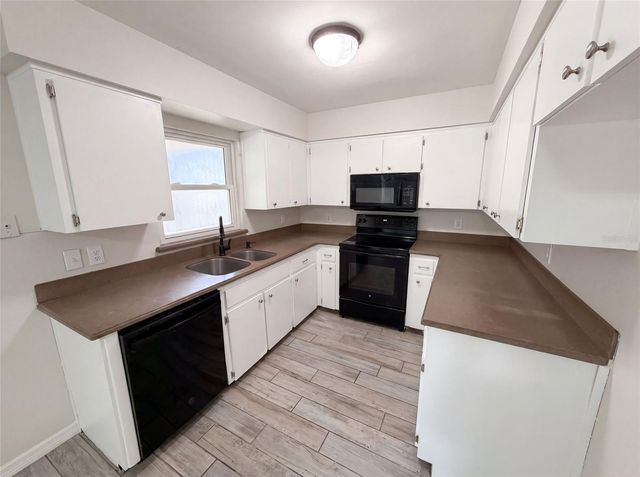 2922 XAVIER COURT, Orlando, FL 32826