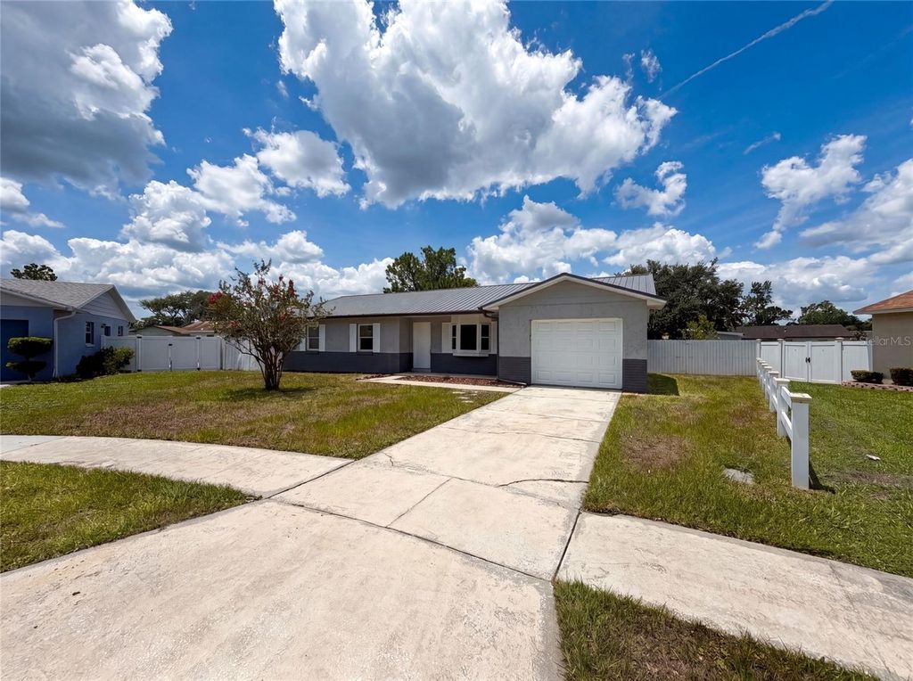 2922 XAVIER COURT, Orlando, FL 32826