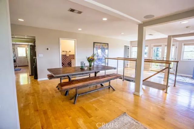 2597 Dearborn Drive, Los Angeles, CA 90068
