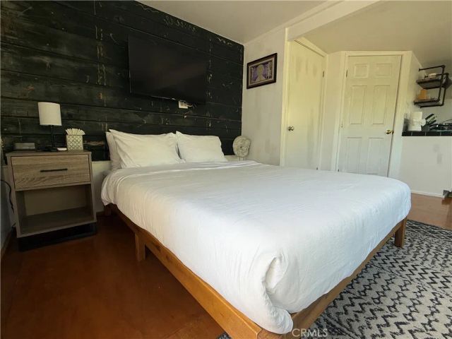 2597 Dearborn Drive, Los Angeles, CA 90068