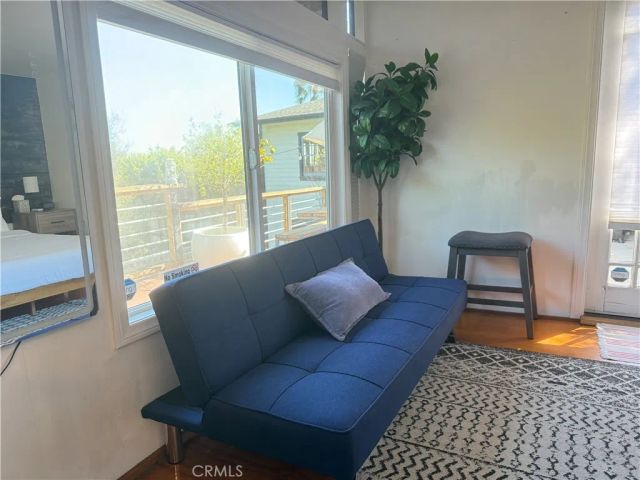 2597 Dearborn Drive, Los Angeles, CA 90068