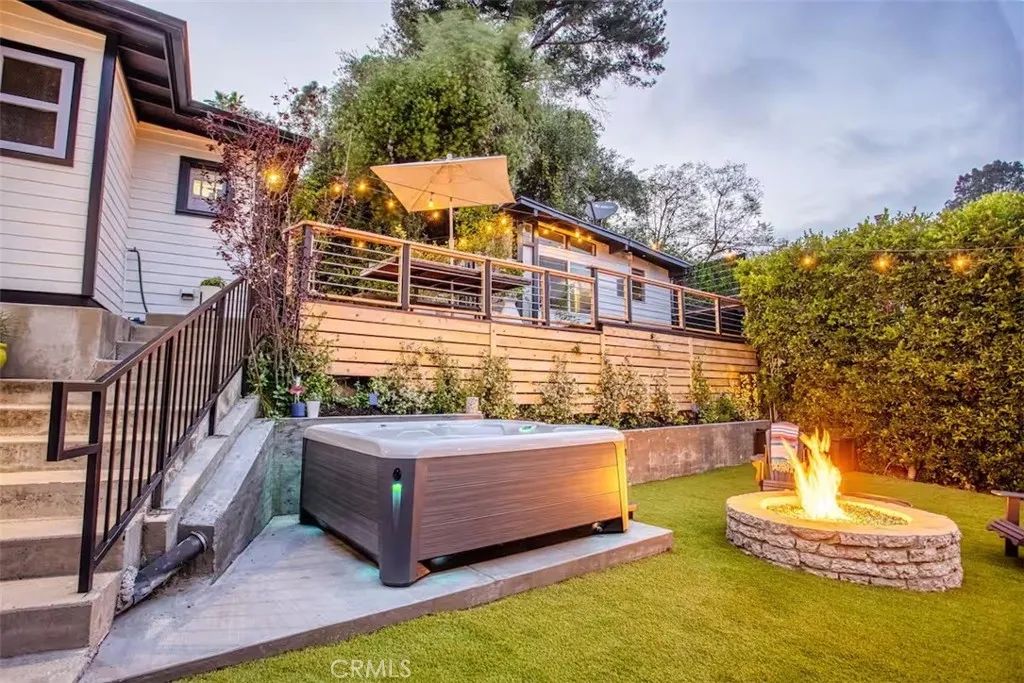 2597 Dearborn Drive, Los Angeles, CA 90068