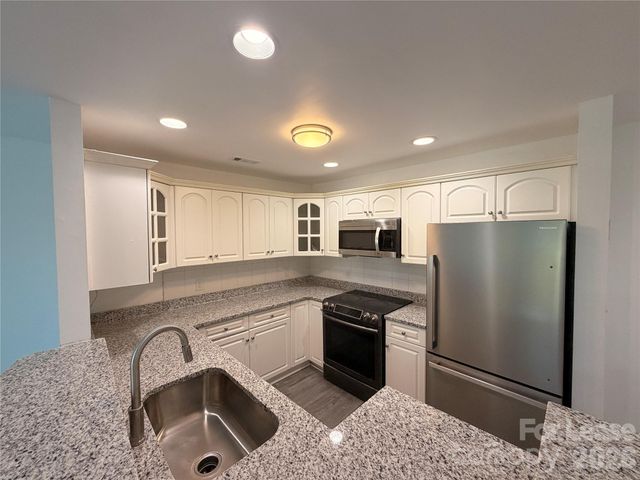 9039 J M Keynes Drive 21, Charlotte, NC 28262