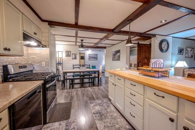 18411 U.S. Highway160, Forsyth, MO 65653