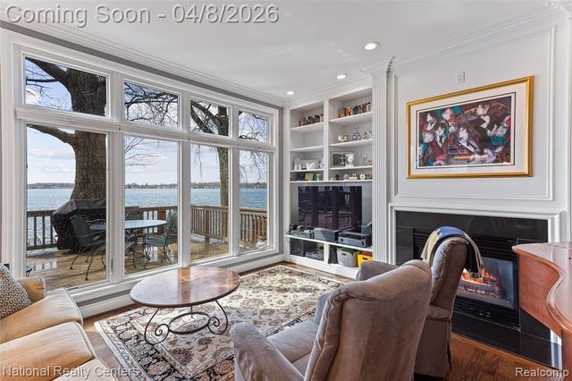 1284 East Lake Drive, Novi, MI 48377