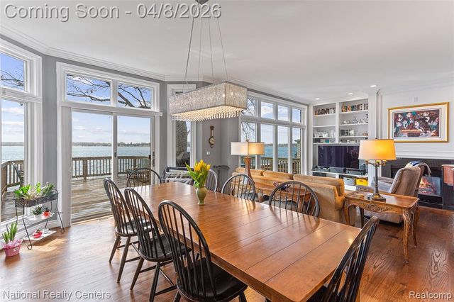 1284 East Lake Drive, Novi, MI 48377