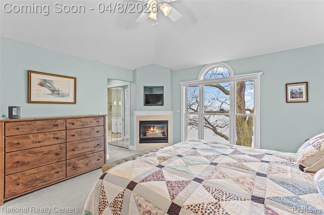 1284 East Lake Drive, Novi, MI 48377
