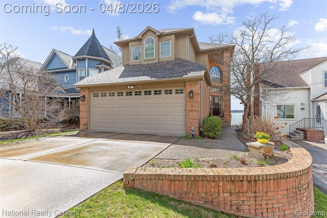 1284 East Lake Drive, Novi, MI 48377
