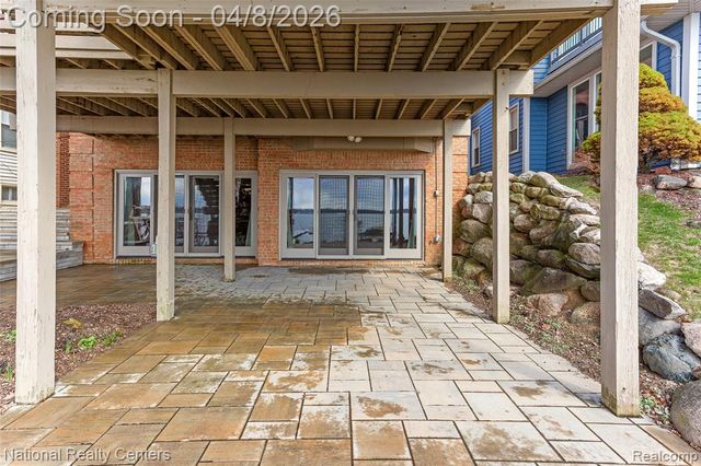 1284 East Lake Drive, Novi, MI 48377