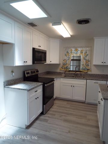 1019 HILLOCK Drive E, Jacksonville, FL 32221