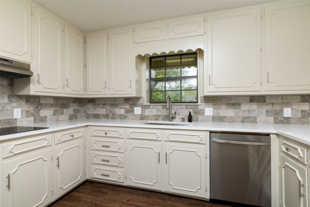 2566 County Road 147, Gainesville, TX 76240