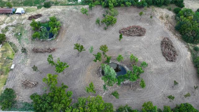 2566 County Road 147, Gainesville, TX 76240