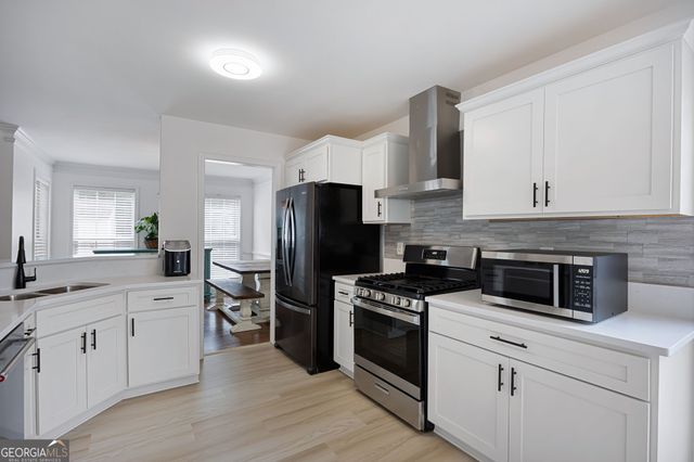 9 CROSS POINTE Way, Hiram, GA 30141