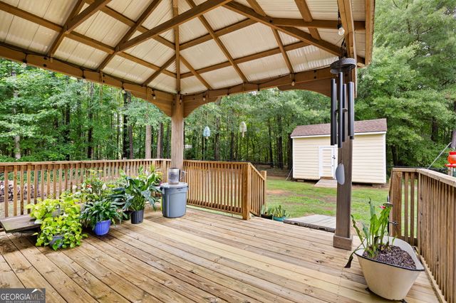 9 CROSS POINTE Way, Hiram, GA 30141