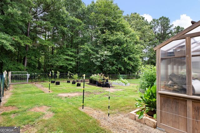 9 CROSS POINTE Way, Hiram, GA 30141