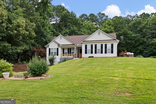 9 CROSS POINTE Way, Hiram, GA 30141