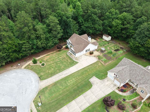 9 CROSS POINTE Way, Hiram, GA 30141