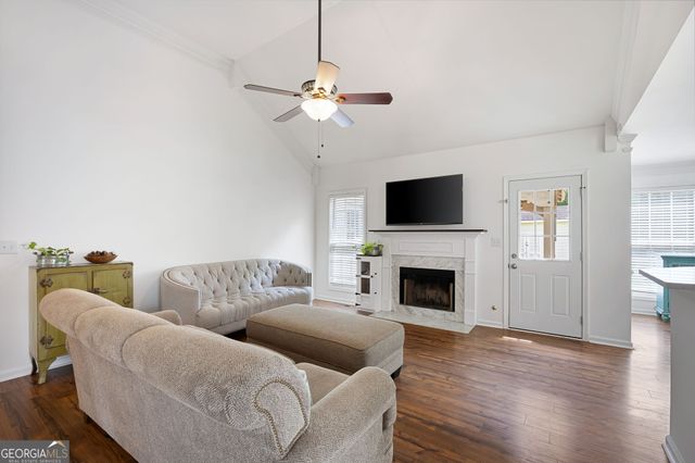 9 CROSS POINTE Way, Hiram, GA 30141