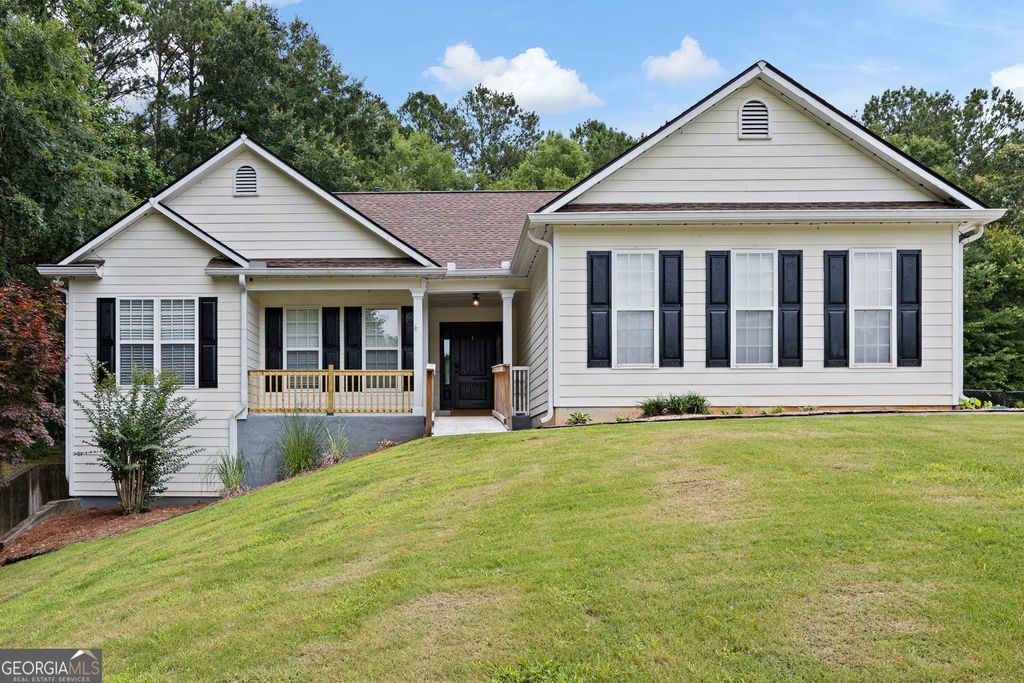 9 CROSS POINTE Way, Hiram, GA 30141