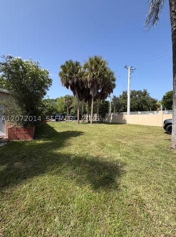 15190 Old Cutler Rd, Palmetto Bay, FL 33158