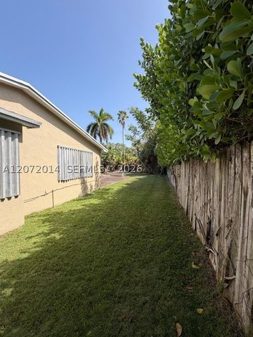 15190 Old Cutler Rd, Palmetto Bay, FL 33158