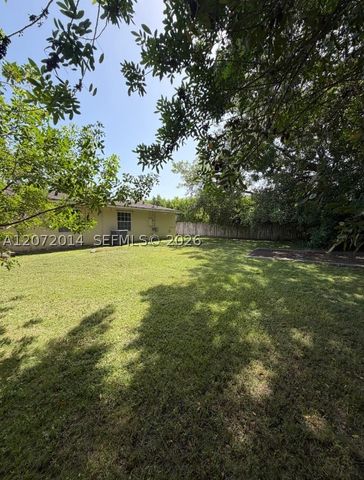 15190 Old Cutler Rd, Palmetto Bay, FL 33158