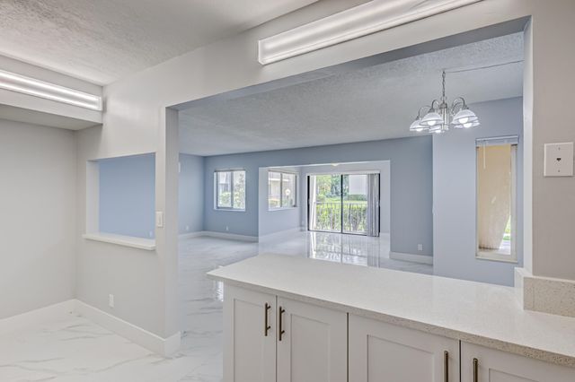 4821 Sable Pine Circle, West Palm Beach, FL 33417