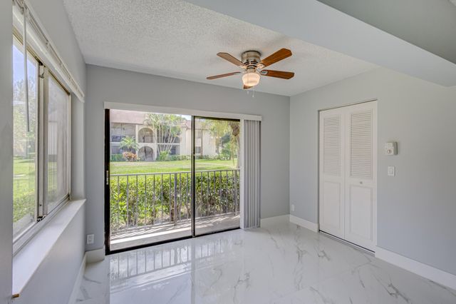 4821 Sable Pine Circle, West Palm Beach, FL 33417