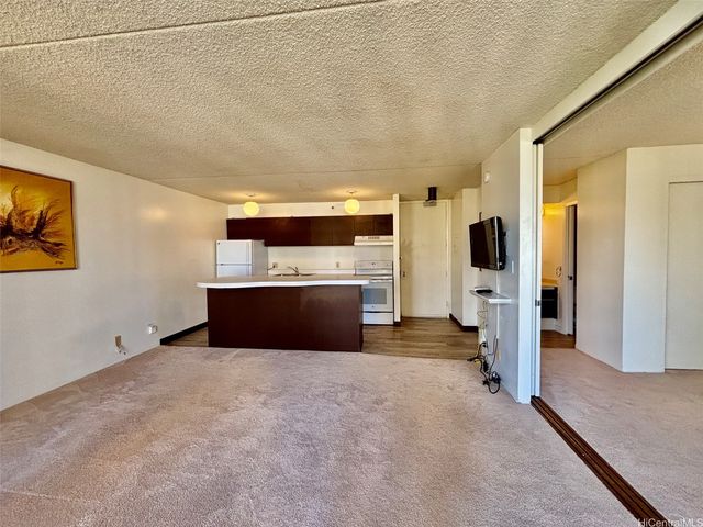 201 Ohua Avenue 1112, Honolulu, HI 96815