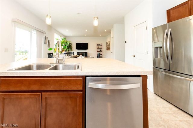 23633 Rebecca Lane, Columbia Station, OH 44028
