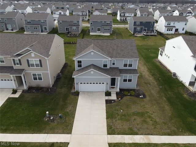 23633 Rebecca Lane, Columbia Station, OH 44028