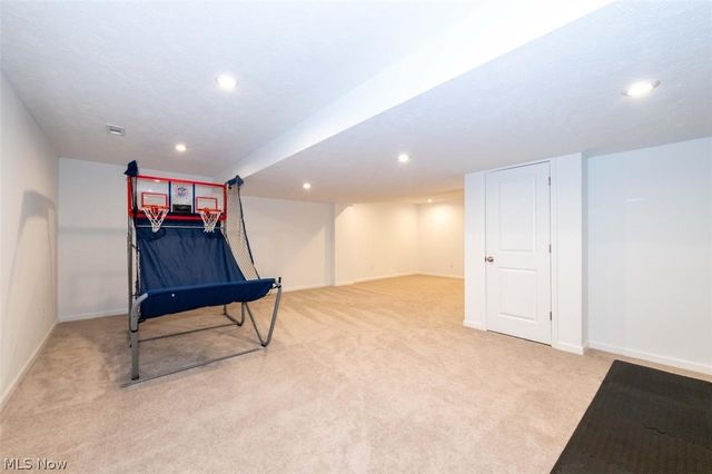23633 Rebecca Lane, Columbia Station, OH 44028