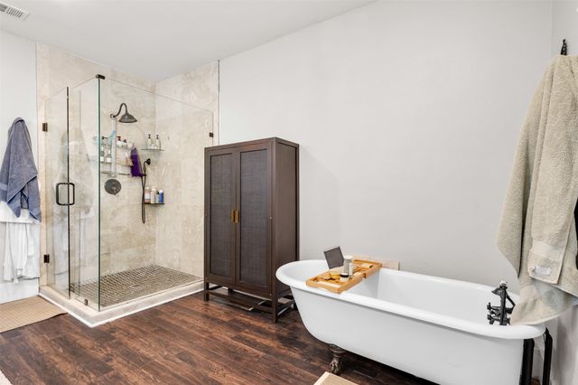 406 S Montreal Avenue, Dallas, TX 75208