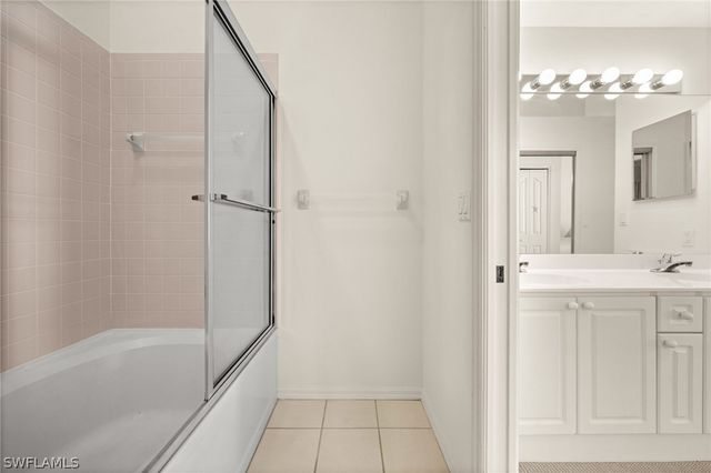 13141 Hamilton Harbour DR P7, Naples, FL 34110